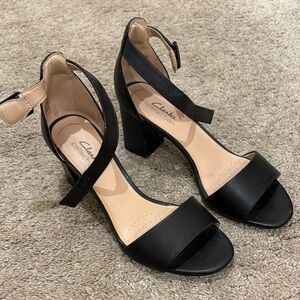 Clarks Black Open-Toe Block Heel Ankle Strap Sandals